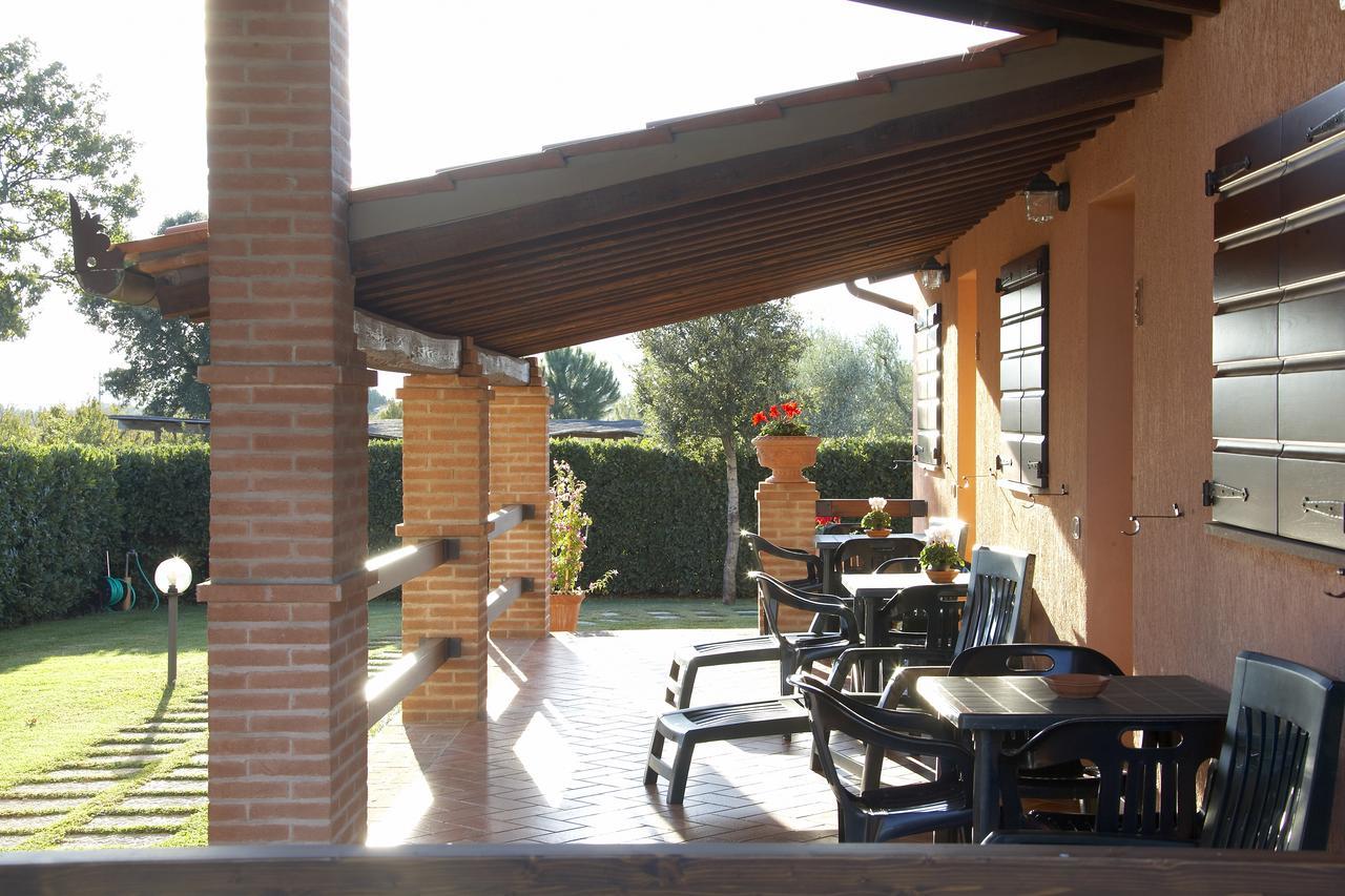 Agriturismo Lucerna Del Lago Prile Кастильоне дела Пеская Екстериор снимка